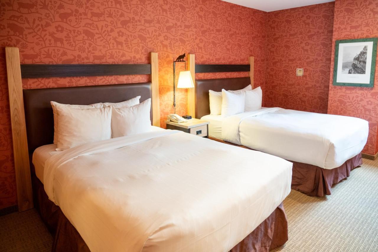 Fox Hotel And Suites Banff Ngoại thất bức ảnh