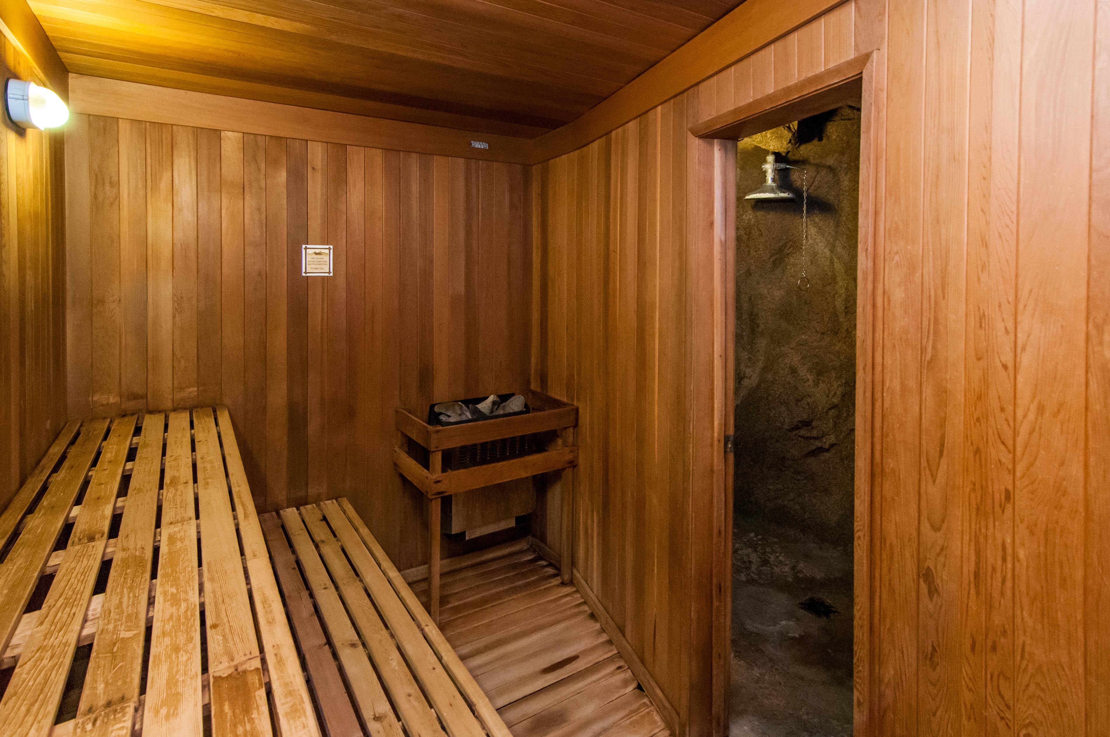 Fox Hotel And Suites Banff Ngoại thất bức ảnh